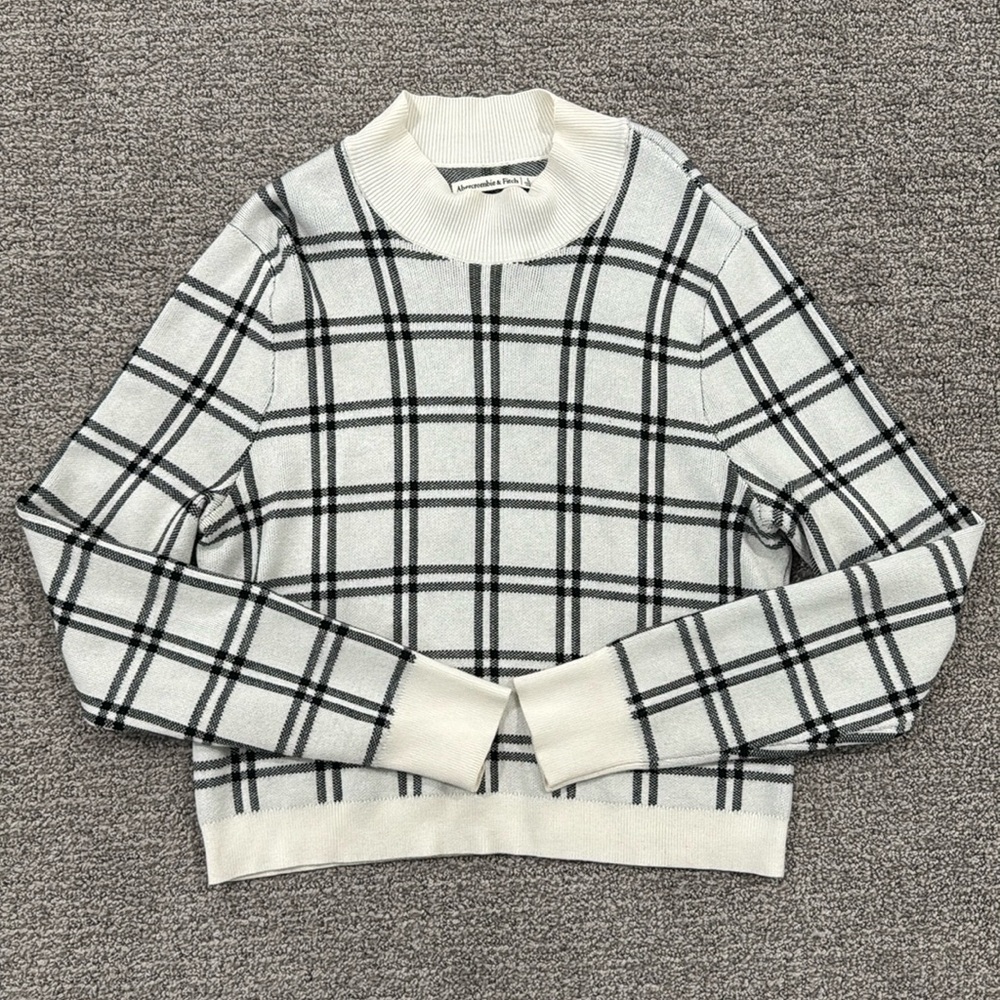 Abercrombie mock neck sweater